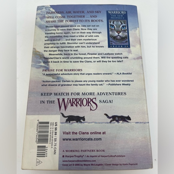 3/$15 WARRIORS: Moonrise. Book 2 in the New Phophecy Series - Picture 2 of 6